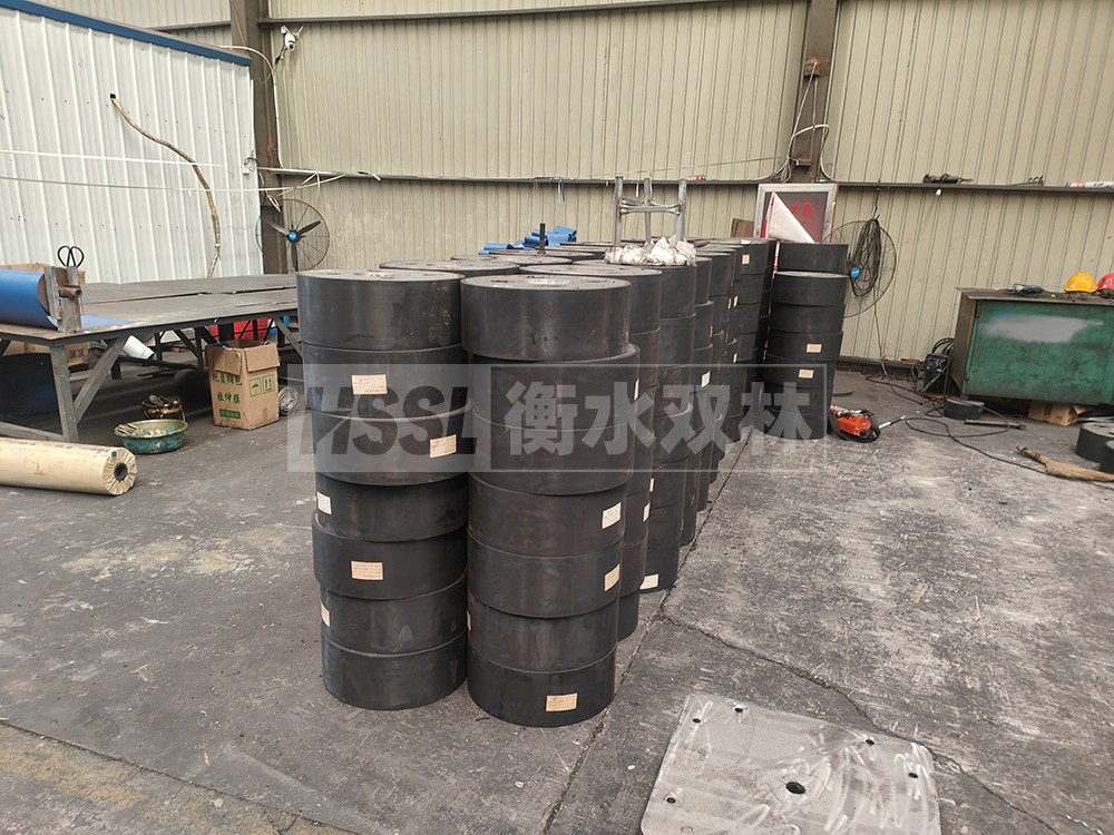 建筑抗震减振支座厂家 铅芯橡胶支座LRB700-Ⅱ LNR1100橡胶隔震支座生产厂家